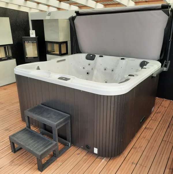 Nordpool Sarek - Wanna z hydromasażem - obrazek 6