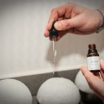 Naturalny olejek zapachowy do sauny 15 ml - Bassau - Świerk chiński - obrazek 4